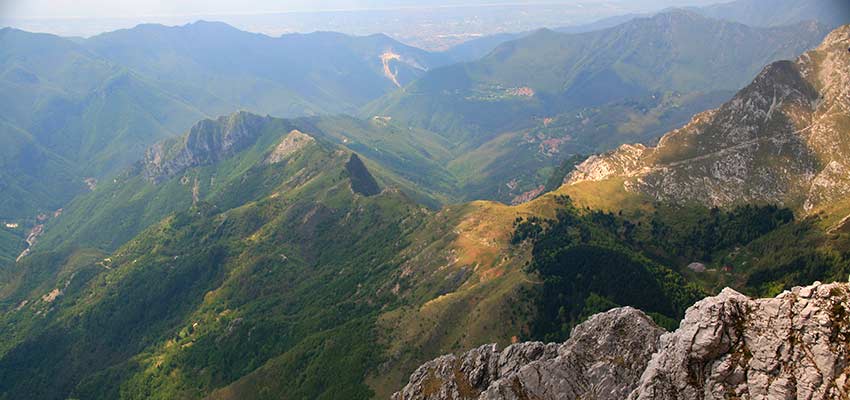 Hiking holidays in Italy: Apuane Alps