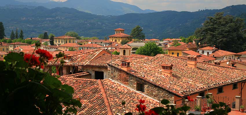 Enjoy charming towns in Apuan Alps with Sherpa walking holidays