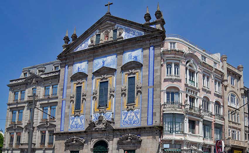 iglesia dos congregados - porto walking tour - sherpa expeditions