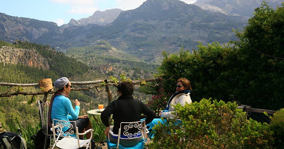 Where to go for Easter? Go Walking in La Palma, Majorca