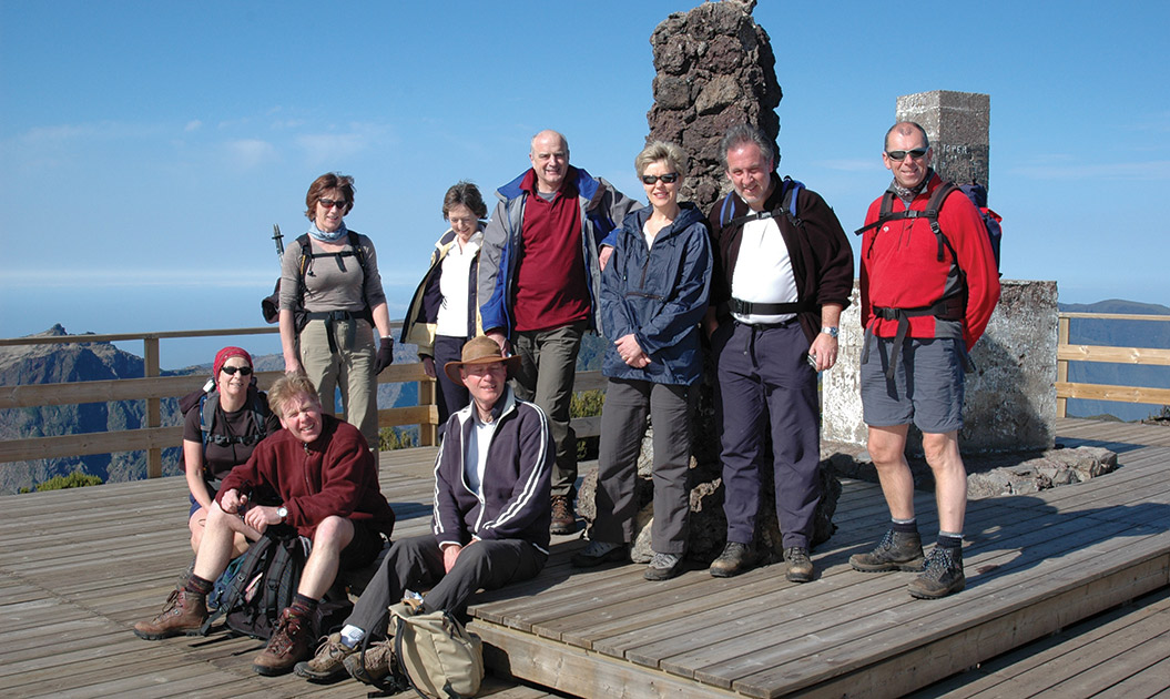 gear tips for walking in the alps _ Sherpa Expeditions
