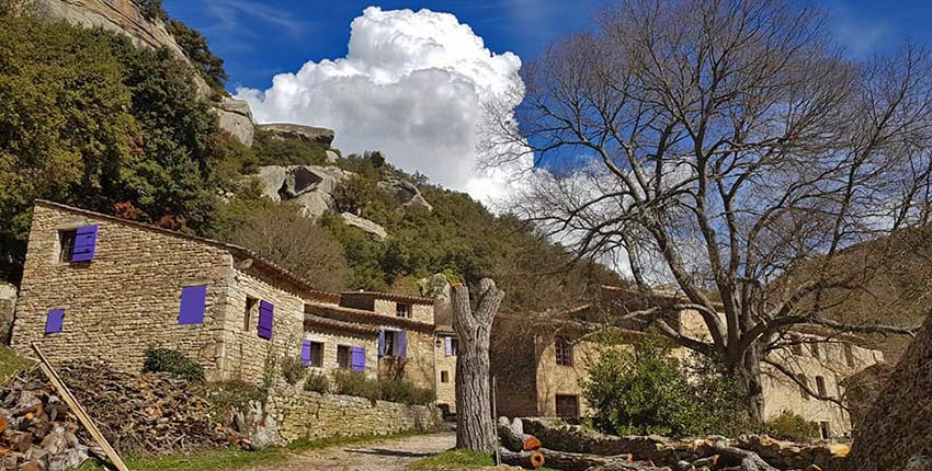 Hike in the Luberon Mountains with Sherpa Expeditions