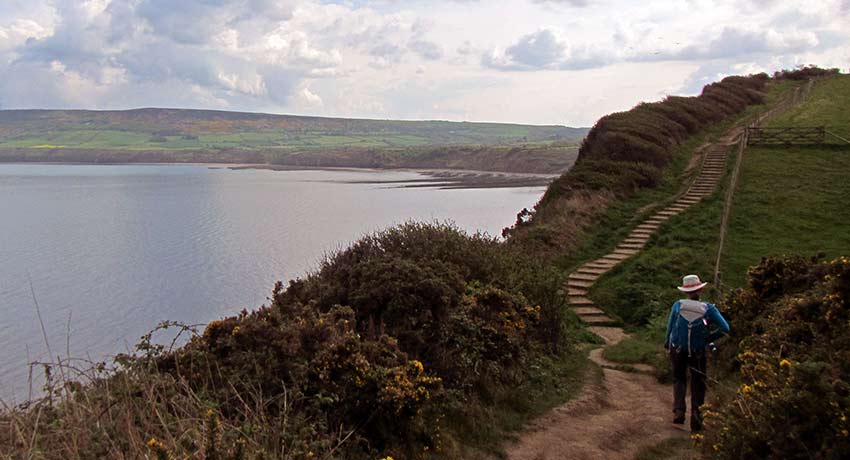 walk to Robin Hood's bay - Sherpa Expeditions