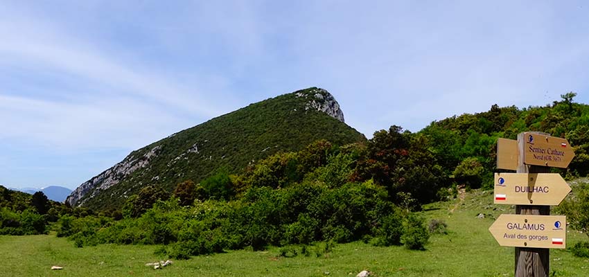 Waymarks on Cathar Castles tour in France - Sherpa Expeditions