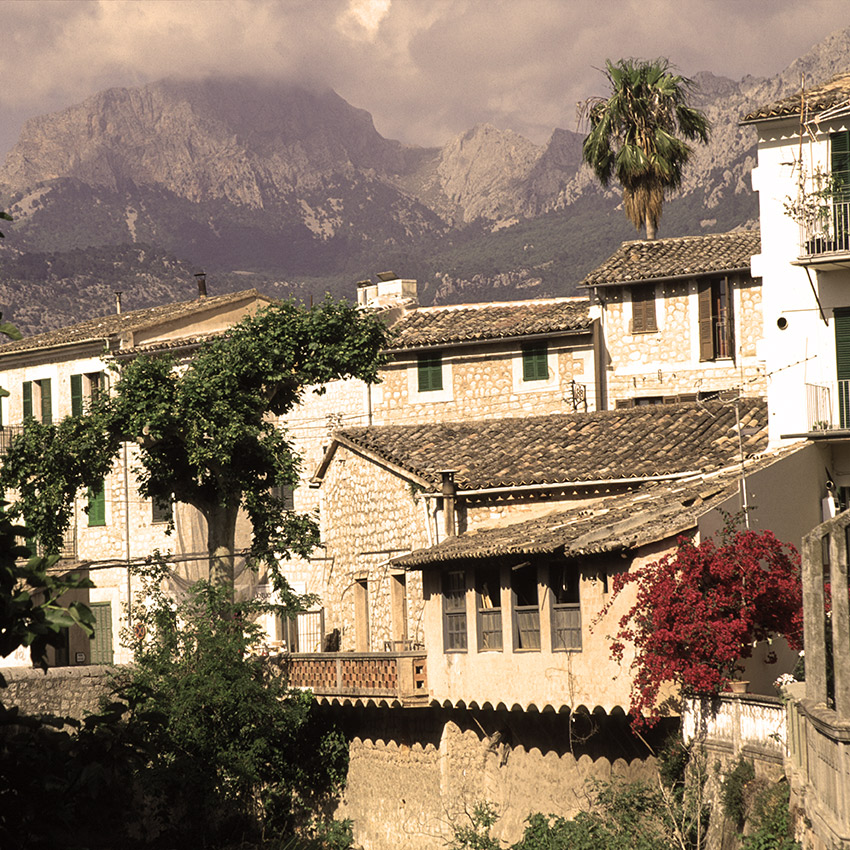 Charming Valdemossa, seen when walking in Mallorca - Sherpa Expeditions