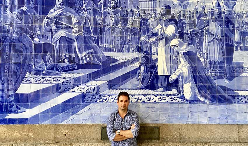 Sao Bento train station