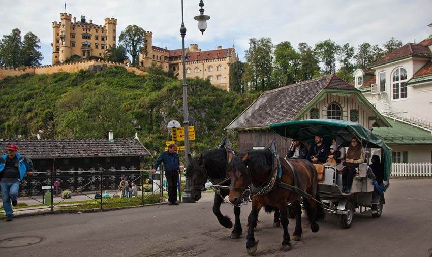Tourists getting a lift up to Neuschwanstein castle