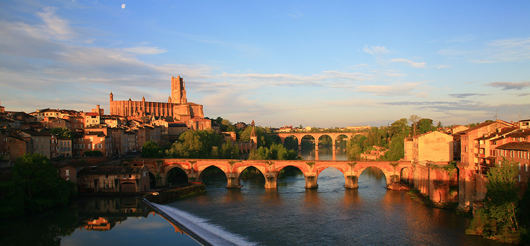 Albi and River Tarn on Sherpa Expeditions Walking Holiday in France